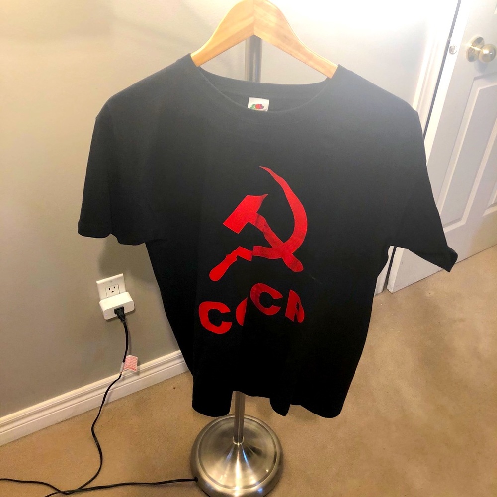 BNWOT CCCP Hammer/Sickle men’s shirt SZ Medium!!